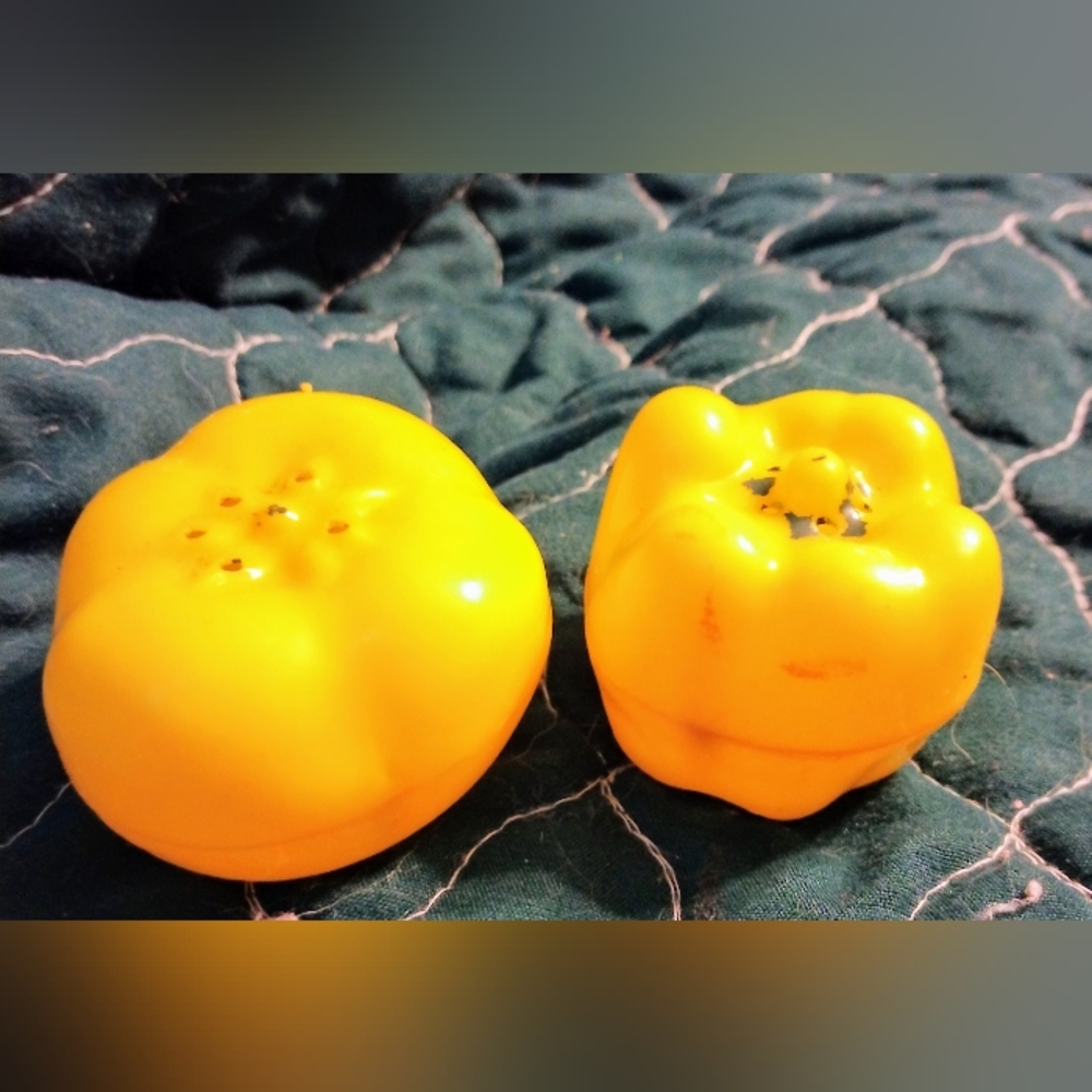 Vintage Yellow Pepper Plastic Salt & Pepper Shakers